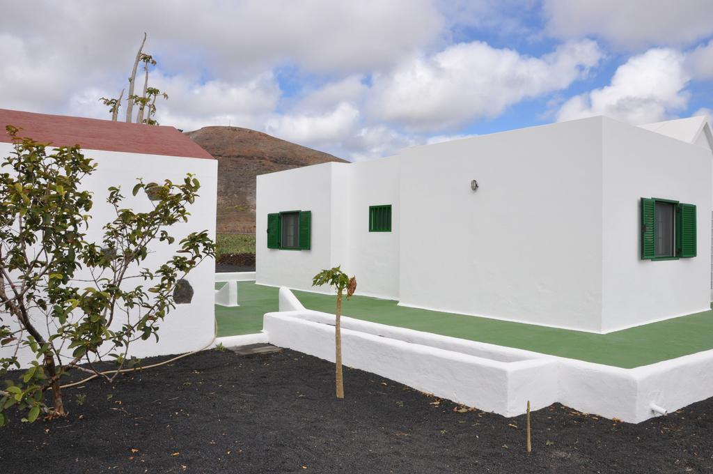 Гостевой дом La Casita De Mari Carmen Мала Экстерьер фото
